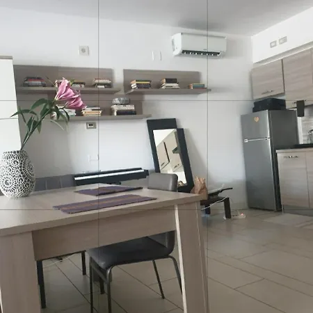 Big Modern Open Space With Terrace شقة